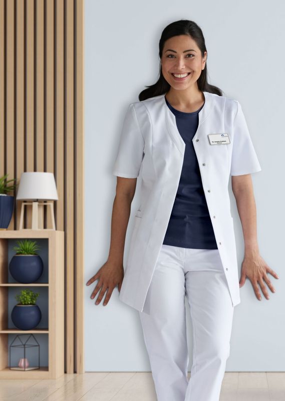 BP® Tuniek voor dames met verdekte drukknoopsluiting – Wit