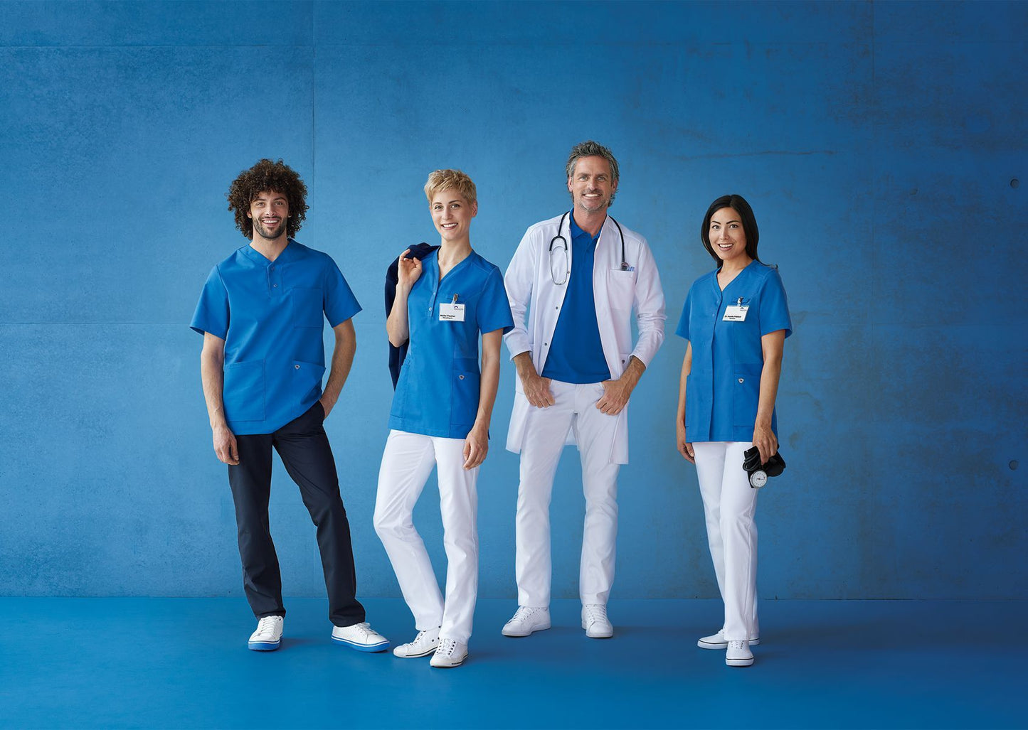 BP dames zorgtuniek met washed look, knoopsluiting en piqué-inzetstukken voor optimale bewegingsvrijheid