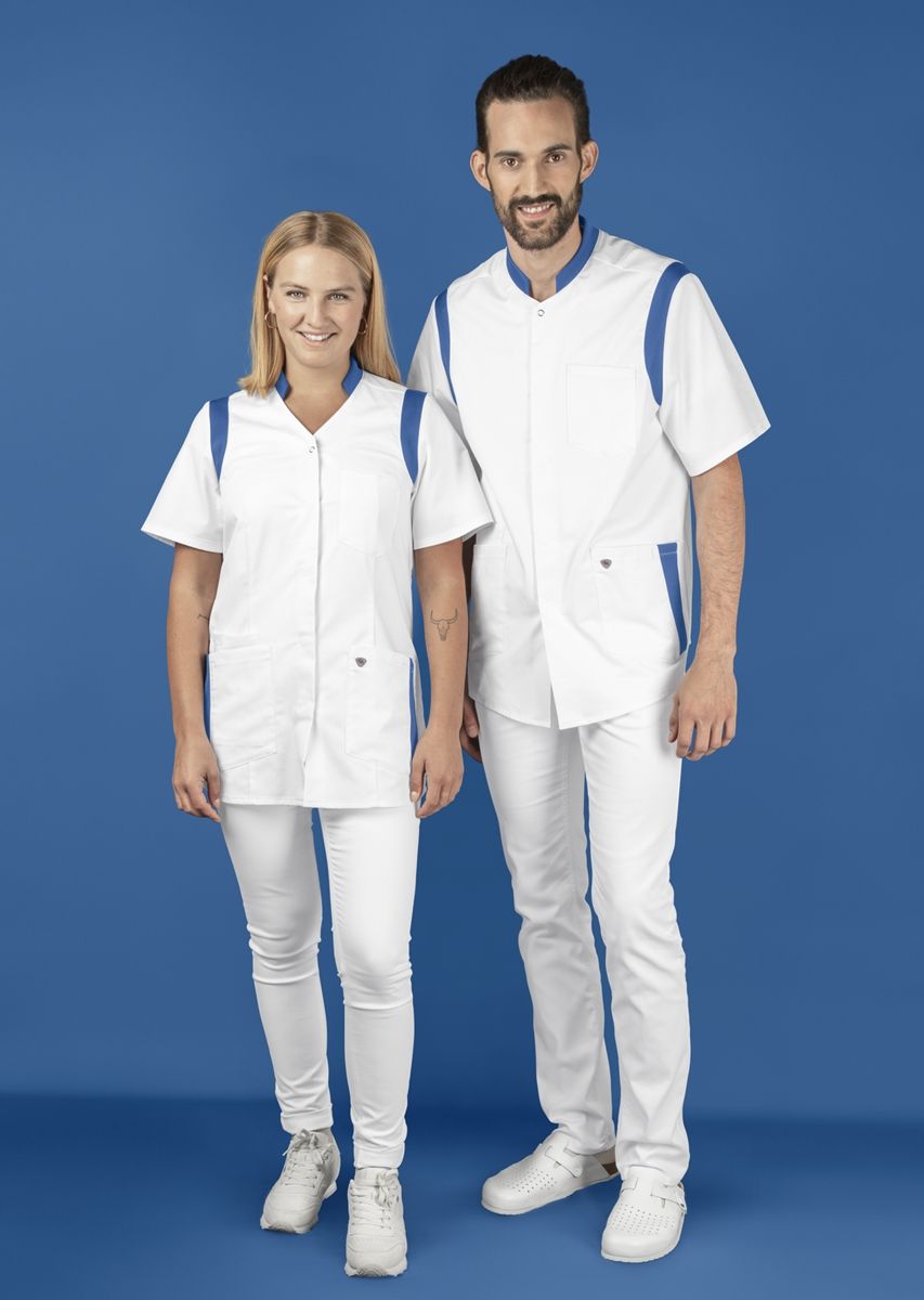 BP stretch dames zorgtuniek wit met azuurblauw met ademende stof en flexibele inzetstukken