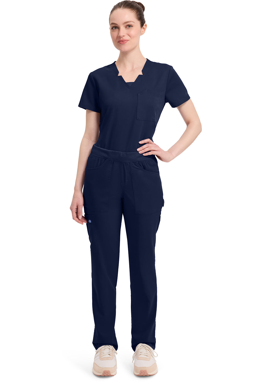 Mid-rise taps toelopende pull-on broek dames met elastische tailleband en stretchstof