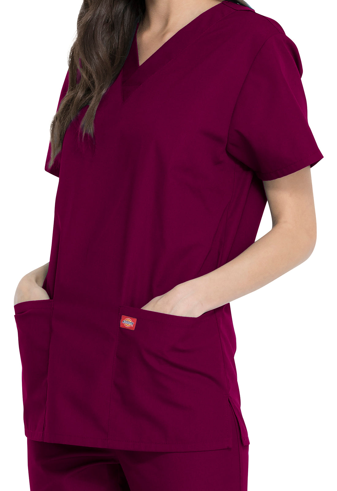 Unisex top en broek set met V-hals en taps toelopende broek met trekkoord