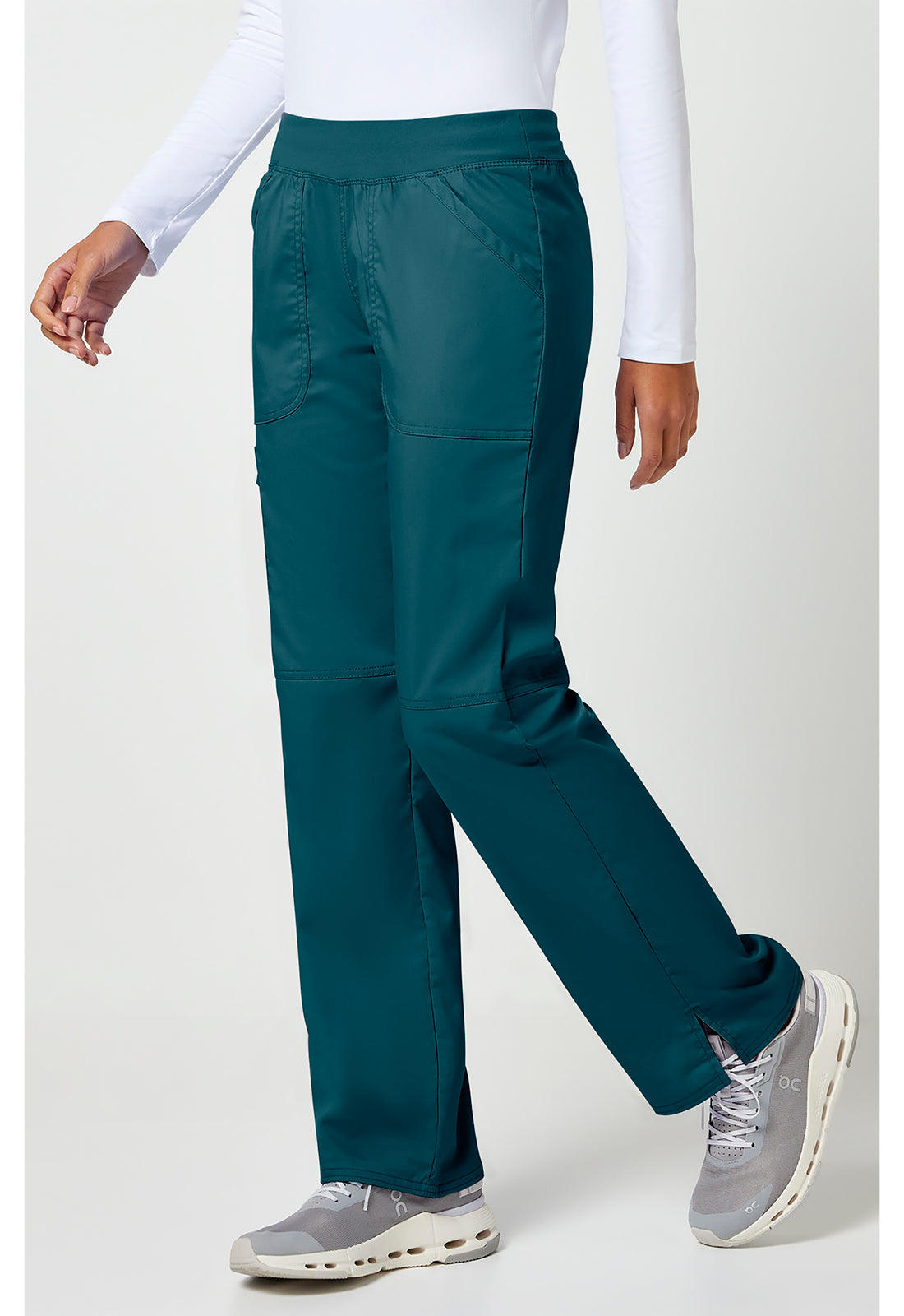 Cherokee Workwear Pull-on broek met middelhoge taille en rechte pijpen met elastische tailleband en cargozak WWE110