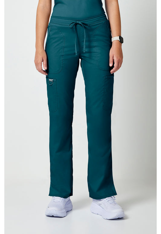 Mid-rise jeans met gematigde uitlopende pijpen en trekkoord met cargozakken en 2-way stretch WWE120