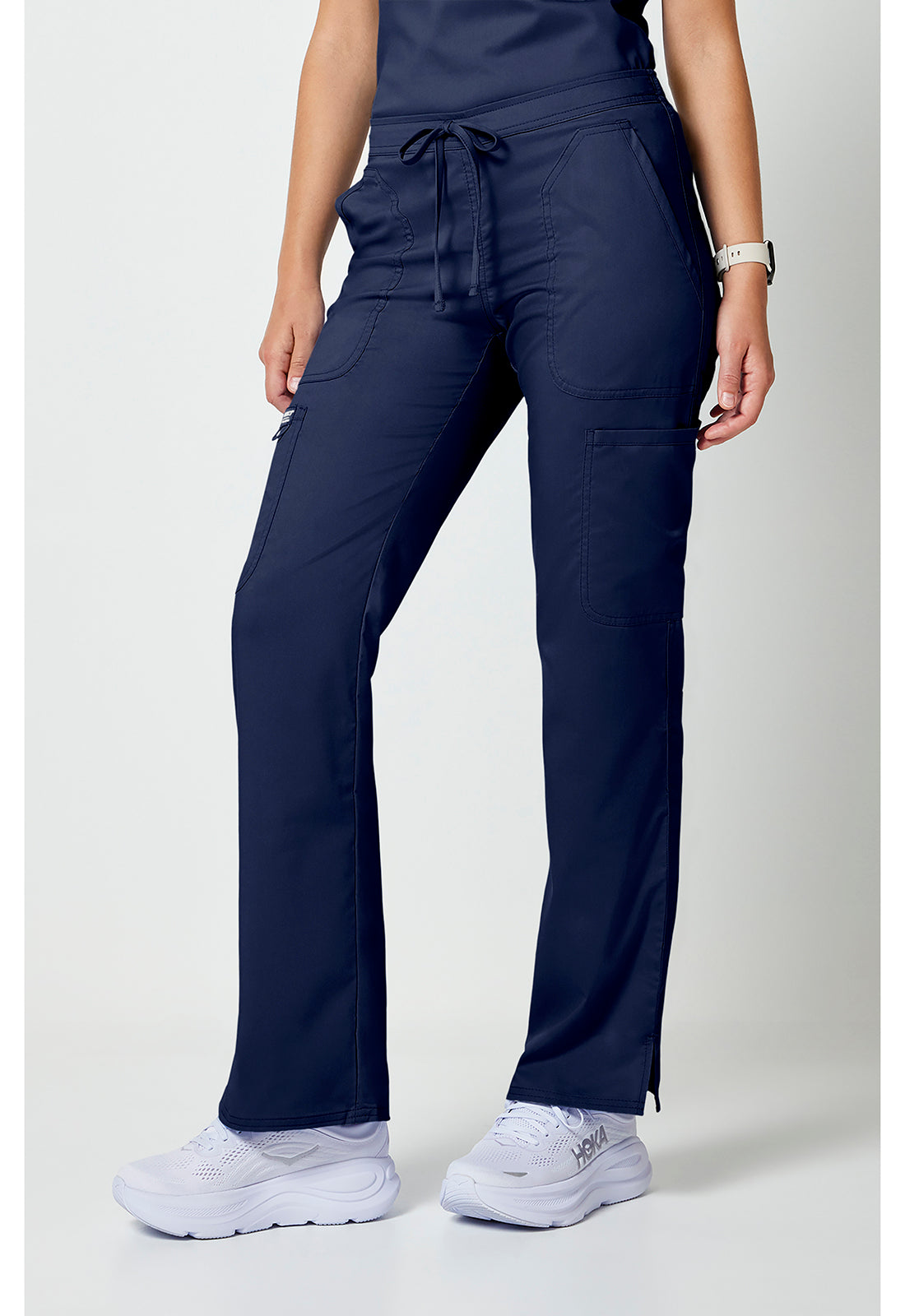 Cherokee Workwear Mid-rise jeans met gematigde uitlopende pijpen en trekkoord met cargozakken en 2-way stretch WWE120