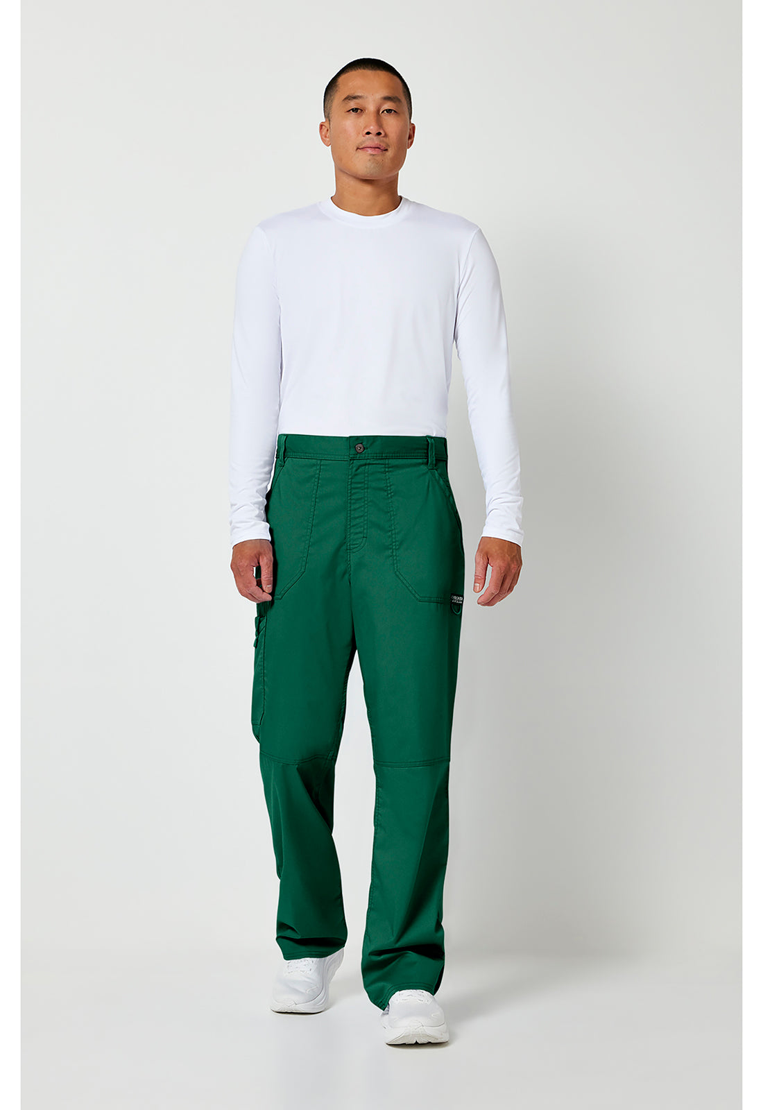 Herenbroek met middelhoge taille en taps toelopende pijpen met 7 zakken en 2-way stretch WWE140