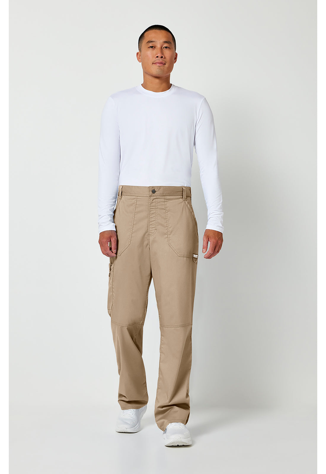 Herenbroek met middelhoge taille en taps toelopende pijpen met 7 zakken en 2-way stretch WWE140