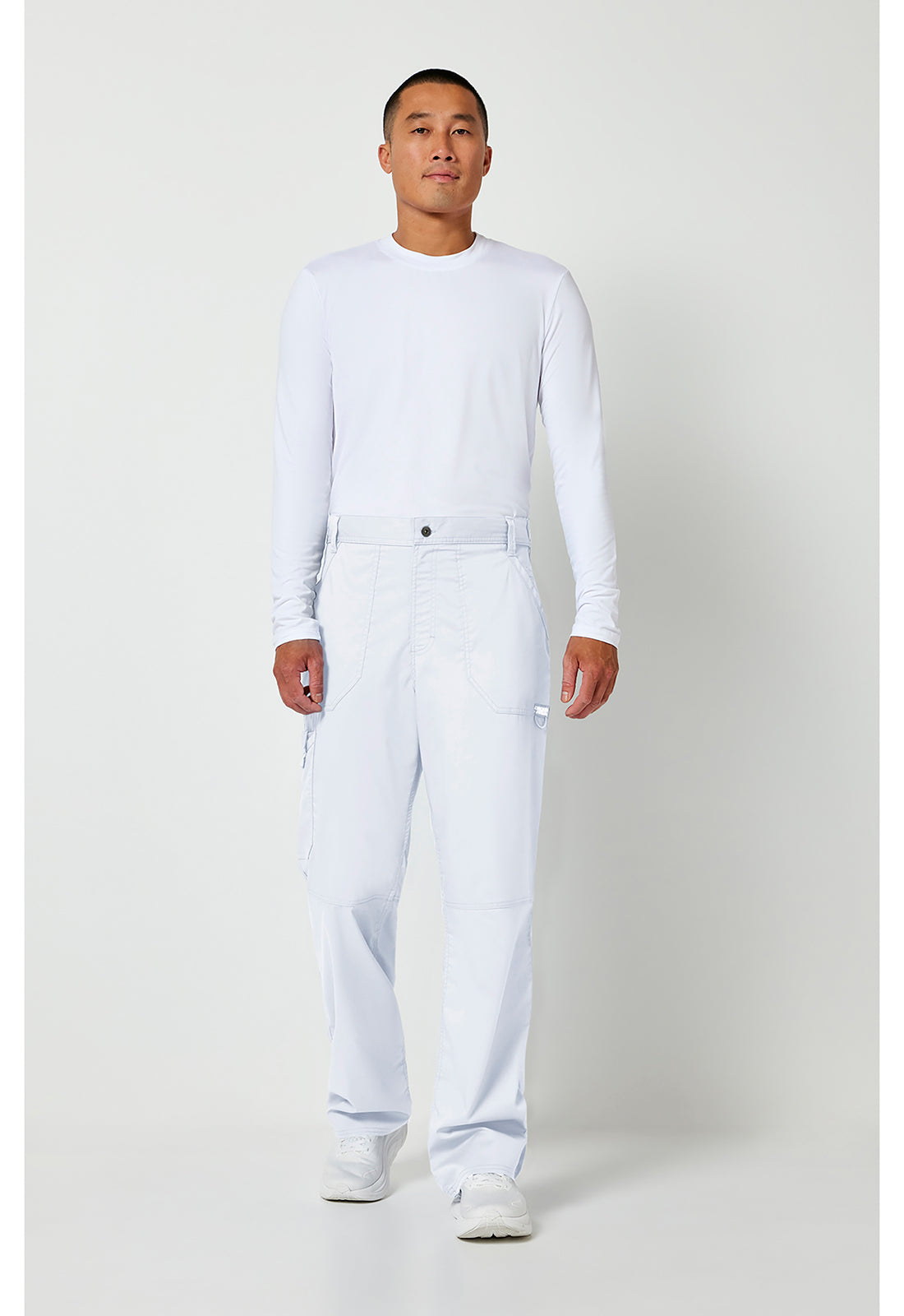 Herenbroek met middelhoge taille en taps toelopende pijpen met 7 zakken en 2-way stretch WWE140