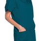 Cherokee Workwear Unisex V-hals top met traditionele pasvorm en borstzak WWE4876