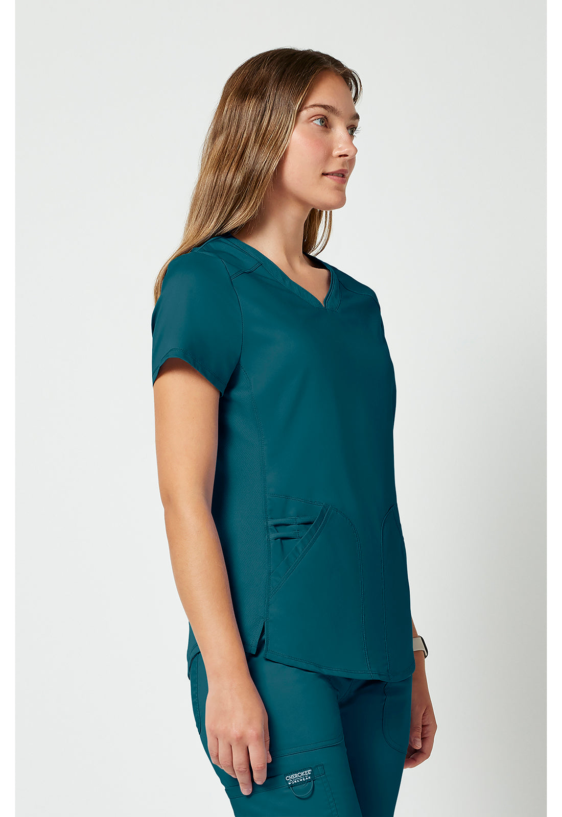 Top met V-hals met mesh details en 2-way stretch WWE601