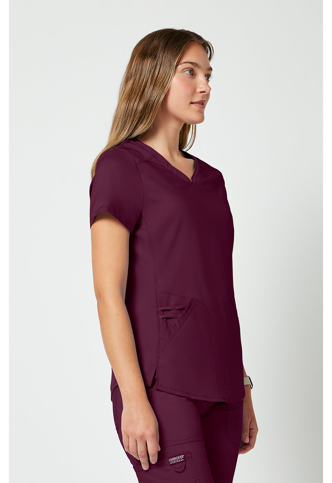 Top met V-hals met mesh details en 2-way stretch WWE601