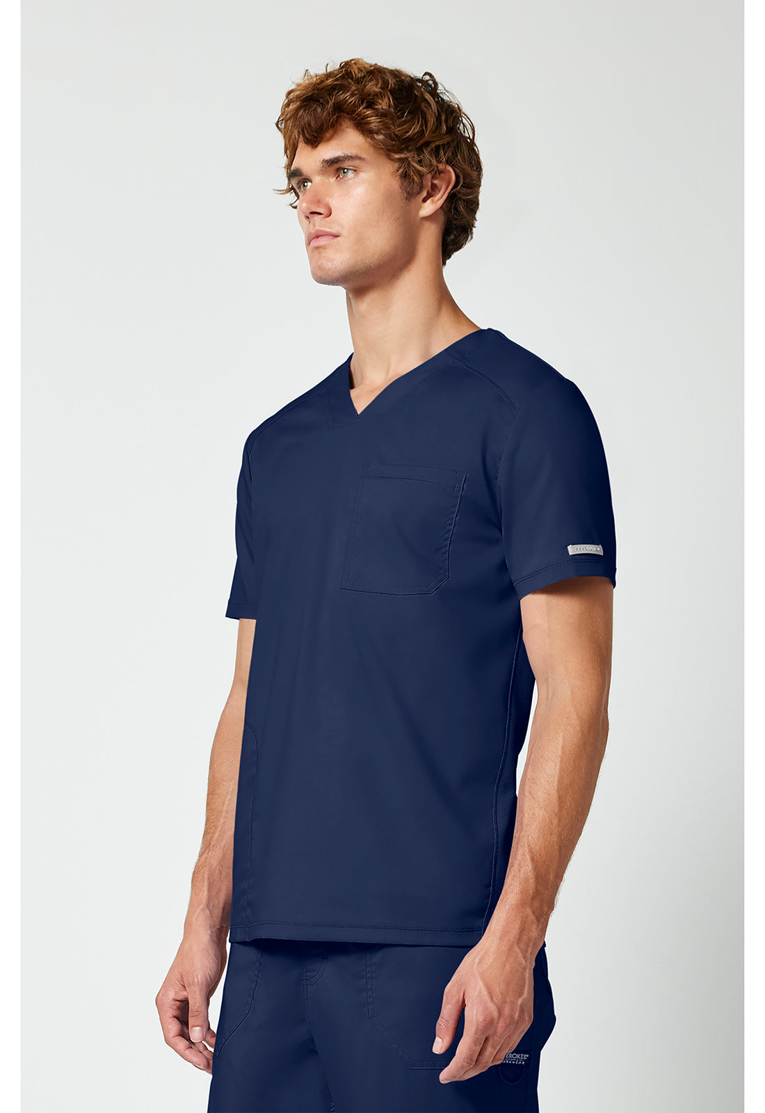 Heren T-shirt met V-hals met mesh details en veiligheidsritszak WWE603