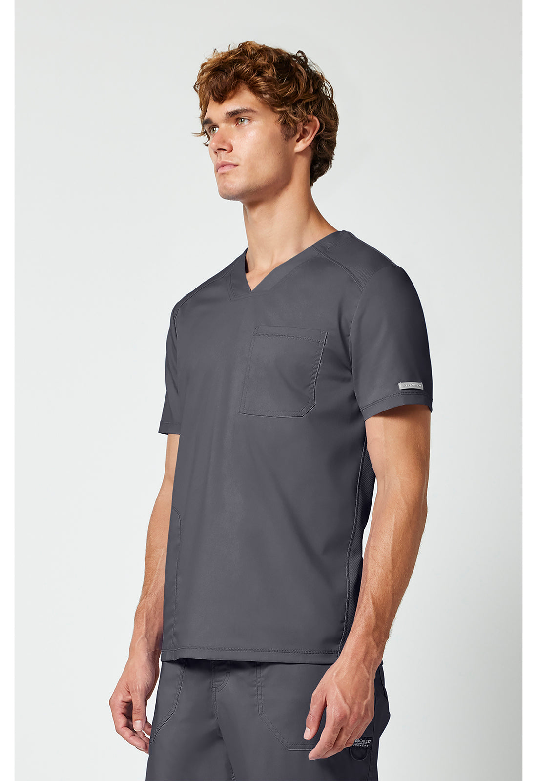 Heren T-shirt met V-hals met mesh details en veiligheidsritszak WWE603