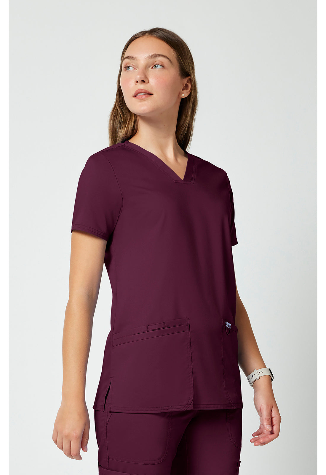 Cherokee Workwear Top met V-hals met prinsessennaden, instrumentlus en 2-way stretch WWE620